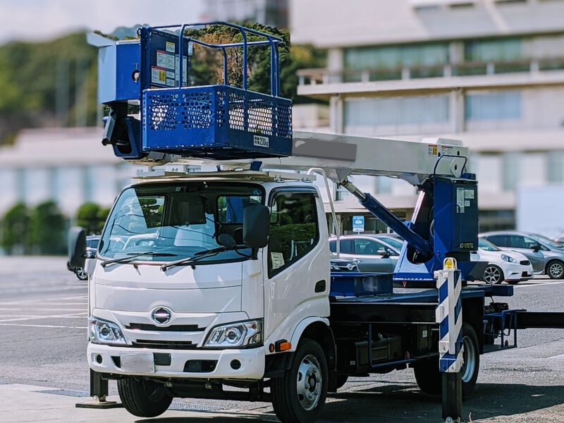 高所作業車